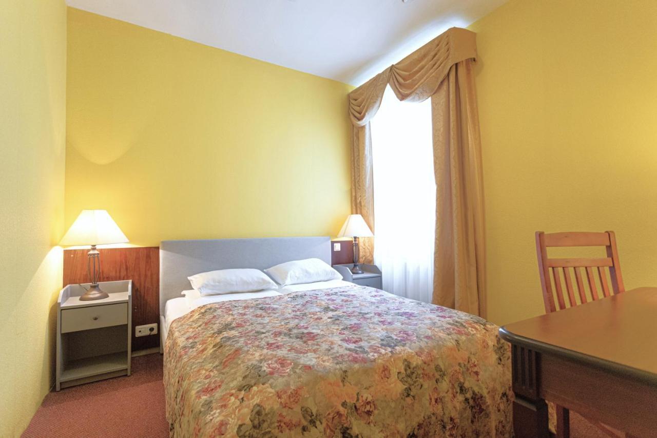 Good Stay Eiropa Hotel Economy Jurmala Bagian luar foto