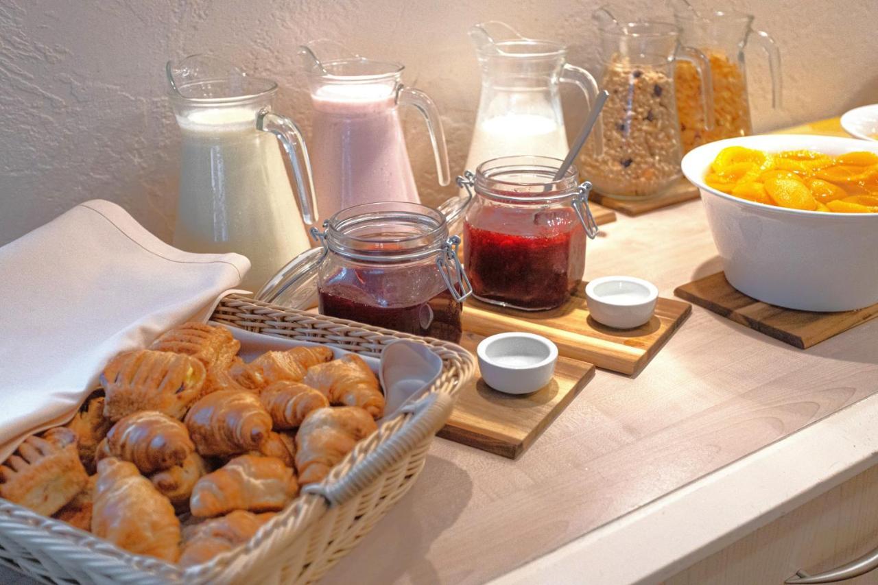 Good Stay Eiropa Hotel Economy Jurmala Bagian luar foto
